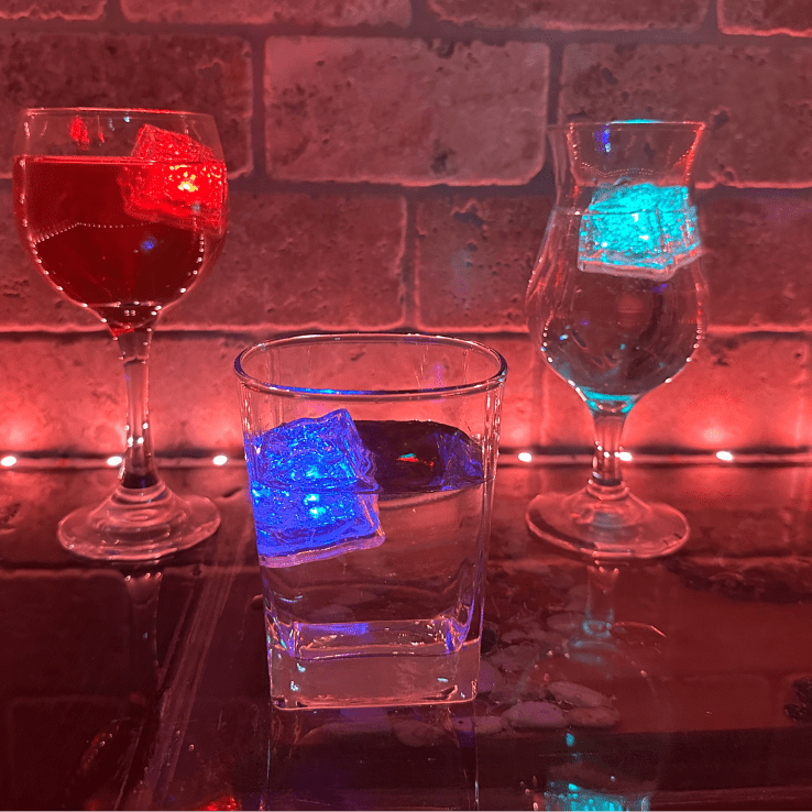 Color changing ice cubes