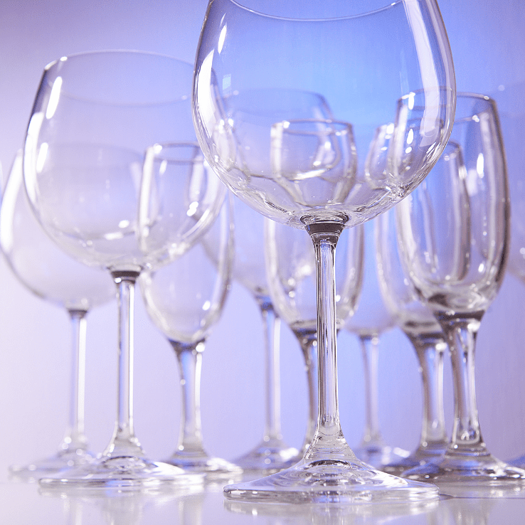 Wine and flute glasses